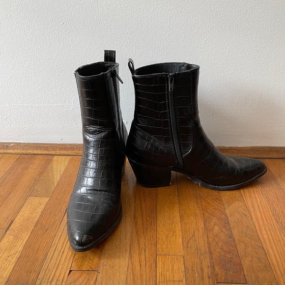 Black Croc Skin Boots - Picture 4 of 7